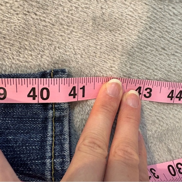 True Religion Skinny Distressed Denim Wmn’s Jeans Sz 29 - Picture 6 of 12